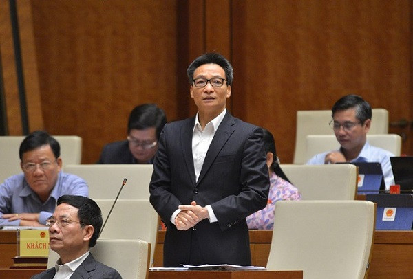 Phó Thủ tướng Vũ Đức Đam trả lời chất vấn của ĐB Lê Thanh Vân