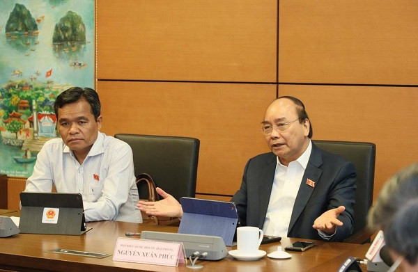 Thủ tướng Nguyễn Xuân Phúc phát biểu thảo luận tổ tại Quốc hội chiều 10-11 Thủ tướng Nguyễn Xuân Phúc phát biểu thảo luận tổ tại Quốc hội chiều 10-11