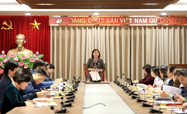 Phó Bí thư Thường trực Thành ủy Nguyễn Thị Tuyến chủ trì cuộc họp