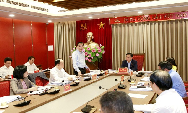 Chủ tịch UBND TP Chu Ngọc Anh phát biểu tại buổi làm việc Chủ tịch UBND TP Chu Ngọc Anh phát biểu tại buổi làm việc