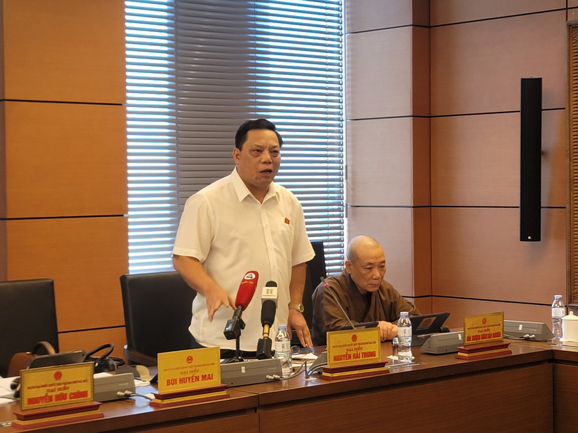 ĐBQH Nguyễn Hải Trung phát biểu thảo luận tổ tại Quốc hội chiều 24-5