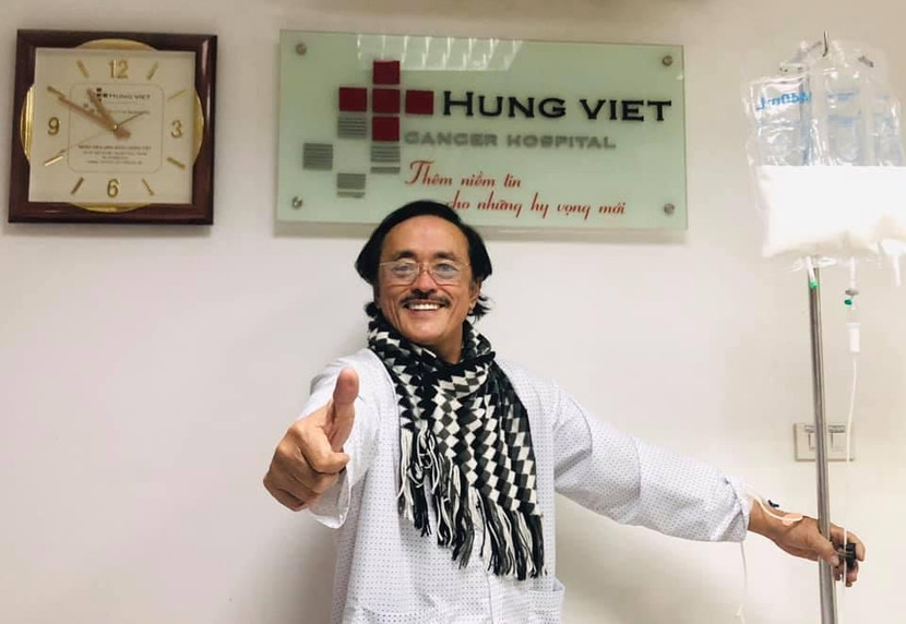 Nghệ sĩ Giang Còi vẫn luôn lạc quan chiến đấu với bệnh tật Nghệ sĩ Giang Còi vẫn luôn lạc quan chiến đấu với bệnh tật
