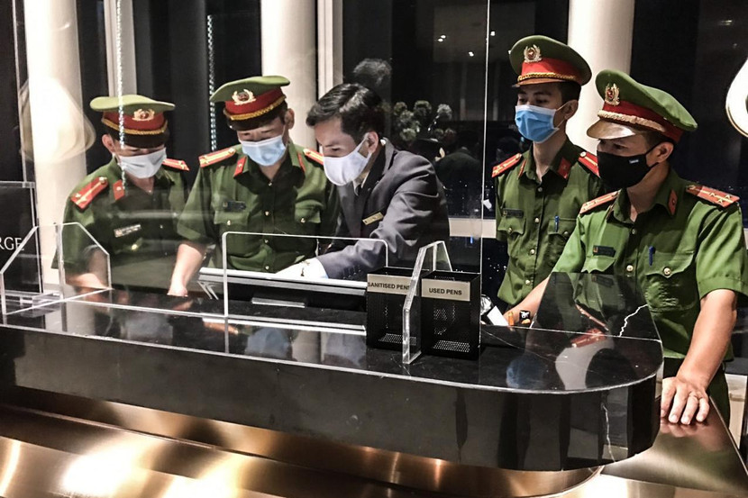 CAP Mễ Trì triển khai 10 tổ công tác kiểm tra các cơ sở lưu trú, chung cư, vì đặc thù của phường nhiều người nước ngoài sinh sống CAP Mễ Trì triển khai 10 tổ công tác kiểm tra các cơ sở lưu trú, chung cư, vì đặc thù của phường nhiều người nước ngoài sinh sống