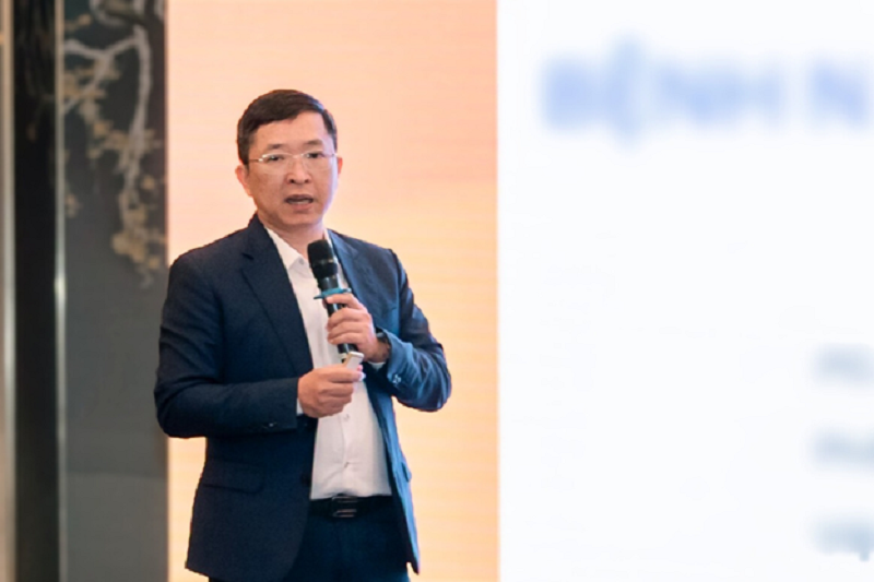 PGS.TS Phạm Quang Thái phát biểu tại hội thảo PGS.TS Phạm Quang Thái phát biểu tại hội thảo