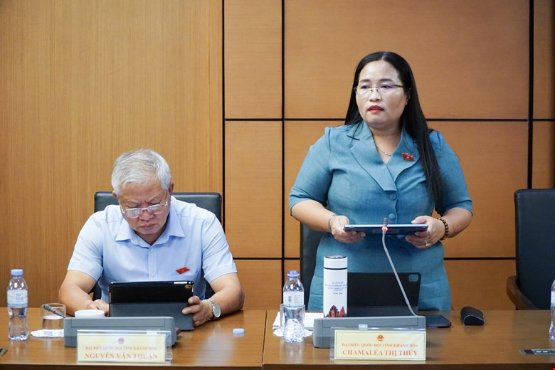 Đại biểu Chamaléa Thị Thủy (đoàn Khánh Hoà)