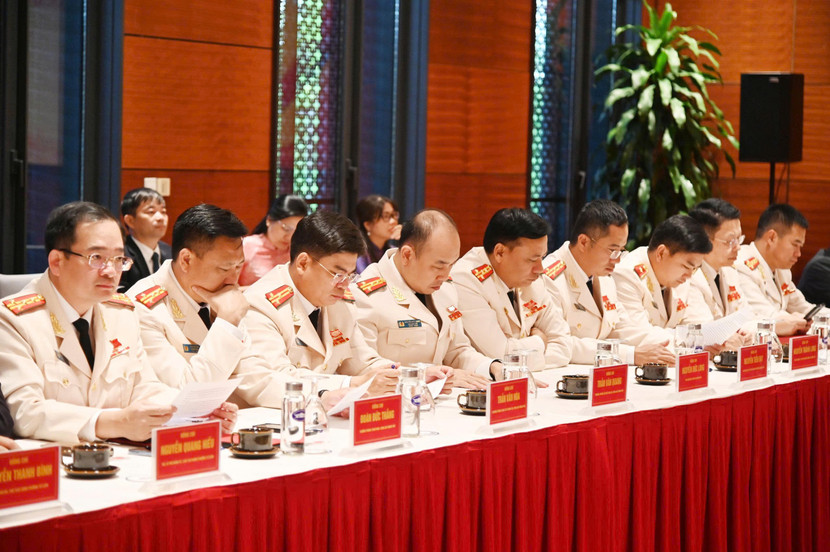 Các đại biểu ngành Công an tại phiên thảo luận tổ chiều 15-10 (Ảnh: Phú Khánh)