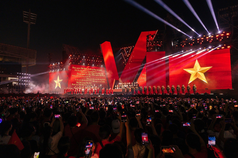 Các concert được tổ chức thời gian vừa qua đã phát huy hiệu quả, mang lại niềm hứng khởi, tự tôn dân tộc. Các concert được tổ chức thời gian vừa qua đã phát huy hiệu quả, mang lại niềm hứng khởi, tự tôn dân tộc.