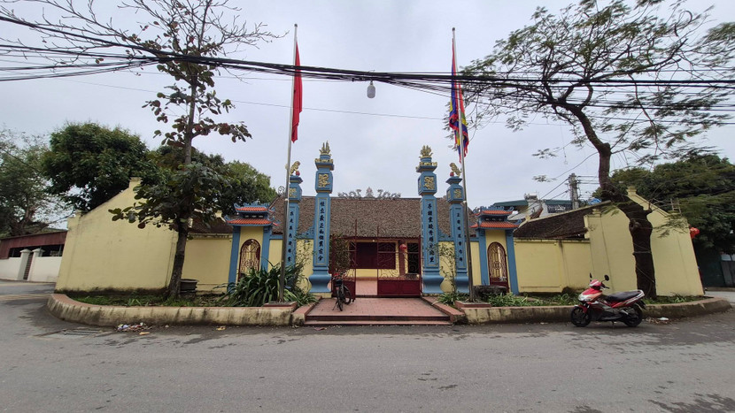 Di tích lịch sử - kiến trúc nghệ thuật đình Ngọc Trục, xã Đông Lỗ, huyện Ứng Hòa.