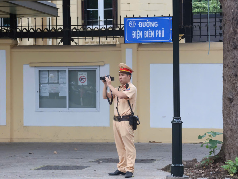 Các tổ công tác sử dụng thiết bị kỹ thuật chuyên dụng để ghi hình, phản ánh trung thực, khách quan các trường hợp cố tình vi phạm