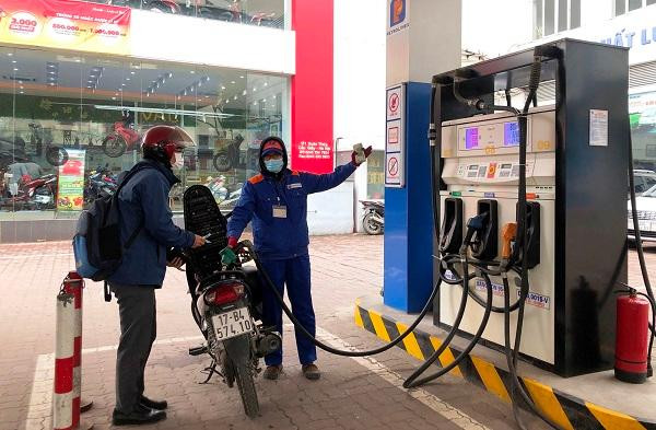 Các cửa hàng xăng dầu vẫn bán hàng bình thường Các cửa hàng xăng dầu vẫn bán hàng bình thường