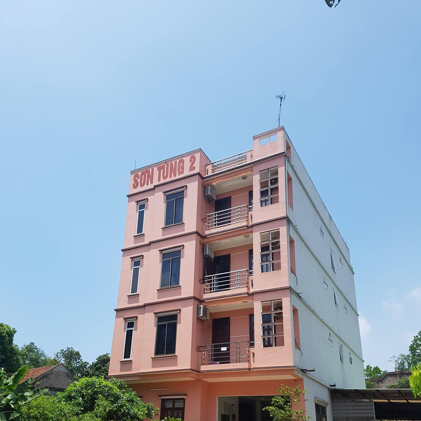 Nhà nghỉ nơi Tiến rủ em gái của bạn thân vào "yêu đương"