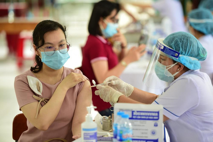 Việc đẩy nhanh tiến độ tiêm vaccine phòng Covid-19 cũng là một trong những tiêu chí thi đua Việc đẩy nhanh tiến độ tiêm vaccine phòng Covid-19 cũng là một trong những tiêu chí thi đua