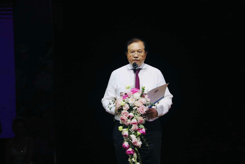 Thứ trưởng Bộ Văn hóa, Thể thao và Du lịch Tạ Quang Đông phát biểu bế mạc.