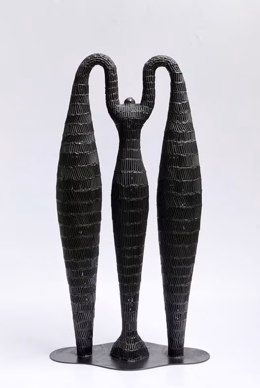 Các điêu khắc gia hội tụ tại triển lãm "Điêu khắc Hà Nội - Sài Gòn" ảnh 1 Các điêu khắc gia hội tụ tại triển lãm "Điêu khắc Hà Nội - Sài Gòn" ảnh 1