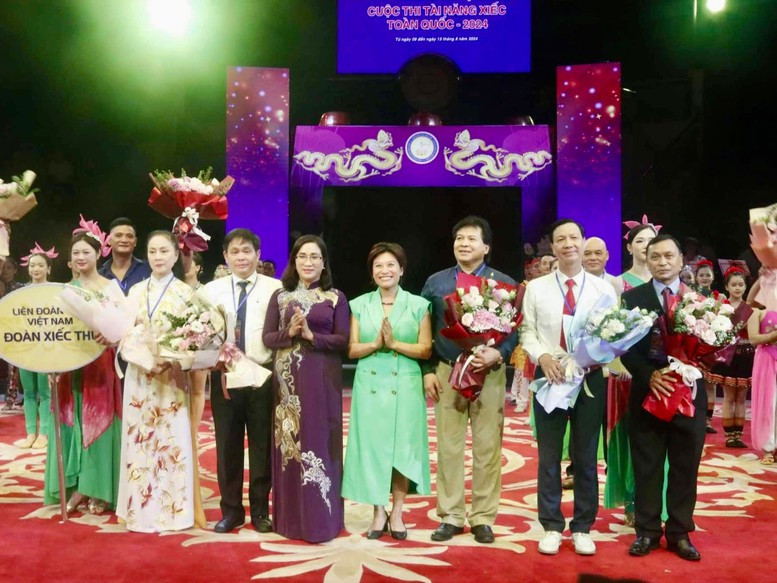 Ban giám khảo cuộc thi Tài năng xiếc toàn quốc - 2024.