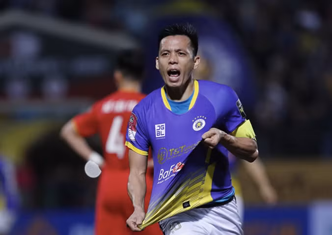 Văn Quyết ghi 4 bàn sau 3 trận, tạm dẫn đầu danh sách ghi bàn tại V-League 2023