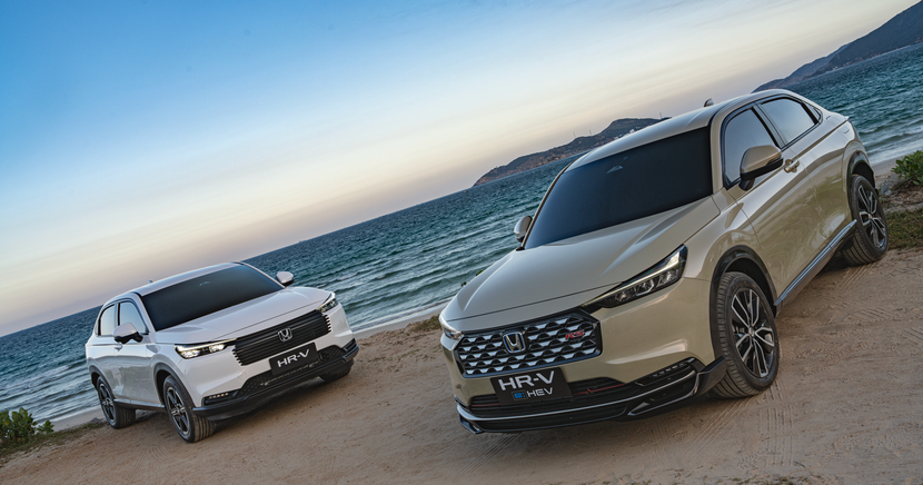 HR-V phiên bản động cơ Hybrid và phiên bản động cơ xăng HR-V phiên bản động cơ Hybrid và phiên bản động cơ xăng