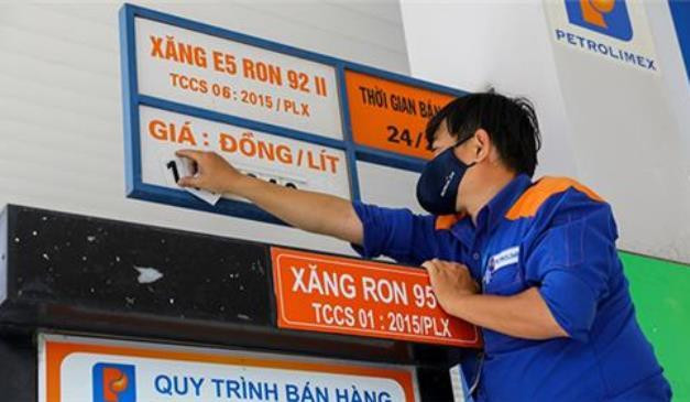 Xăng dầu vẫn tiếp tục xu hướng tăng giá