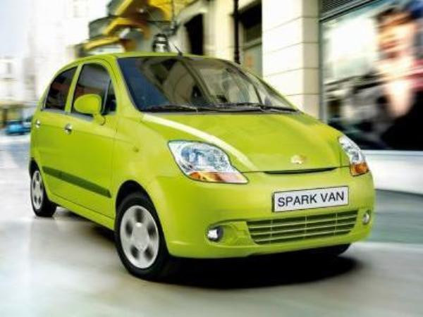 Xe Chevrolet Spark Van gặp lỗi kỹ thuật, cần được sửa chữa, thay thế