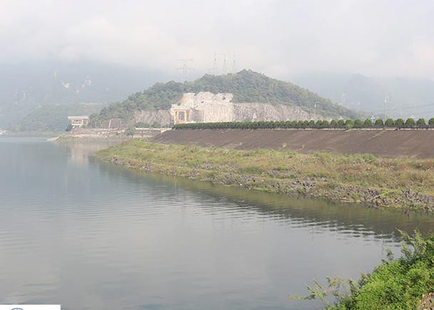 Nước về hồ thủy điện Hòa Bình thấp hơn trung bình nhiều năm Nước về hồ thủy điện Hòa Bình thấp hơn trung bình nhiều năm