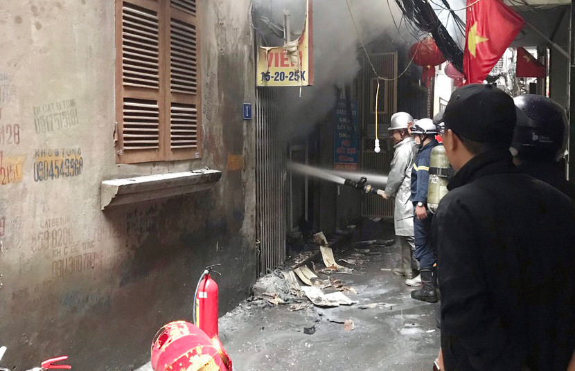 Đám cháy xảy ra ngày 9-2 tại phường Trung Văn đã được dập tắt nhờ sự vào cuộc tích cực của lực lượng chữa cháy cơ sở Đám cháy xảy ra ngày 9-2 tại phường Trung Văn đã được dập tắt nhờ sự vào cuộc tích cực của lực lượng chữa cháy cơ sở