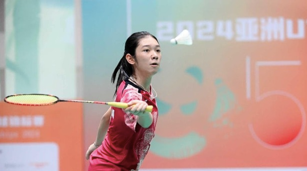 Tay vợt cầu lông 15 tuổi Nguyễn Thị Thu Huyền nằm trong danh sách 50 vận động viên Việt Nam tranh tài tại AYG 2025