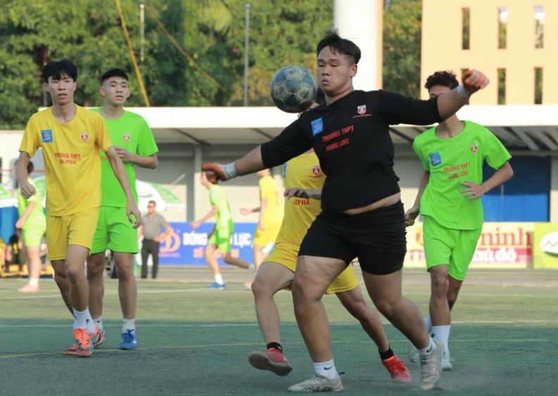 Mùa trước, THPT Hoàng Long dù bất bại nhưng vẫn bị loại