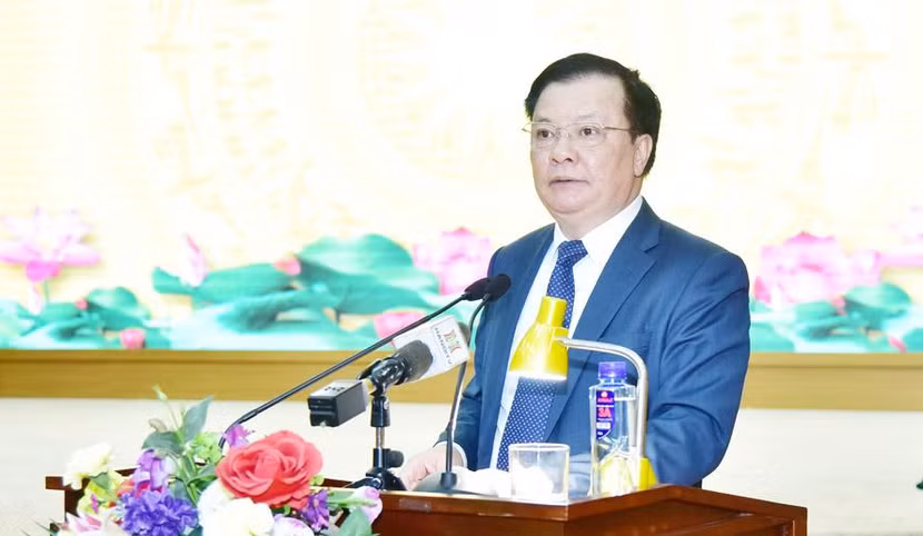 Ủy viên Bộ Chính trị, Bí thư Thành ủy Hà Nội Đinh Tiến Dũng phát biểu tại buổi làm việc