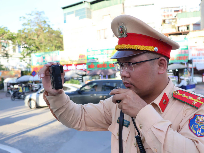 Cảnh sát giao thông Thủ đô sẽ tiếp tục tăng cường xử lý các vi phạm để lập lại trật tự an toàn giao thông trên các tuyến nội đô