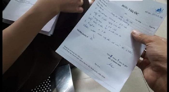 Bộ Y tế yêu cầu cuối năm nay các bệnh viện hạng 3 trở lên bắt buộc phải kê đơn thuốc điện tử Bộ Y tế yêu cầu cuối năm nay các bệnh viện hạng 3 trở lên bắt buộc phải kê đơn thuốc điện tử