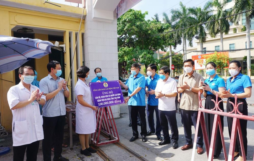 Những đơn vị sự nghiệp y tế công lập bị ảnh hưởng nguồn thu bởi dịch Covid sẽ được hỗ trợ (Ảnh minh họa)