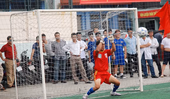 Thắng nghẹt thở, đội bóng Hội Nhà báo TP Hà Nội vô địch ảnh 8