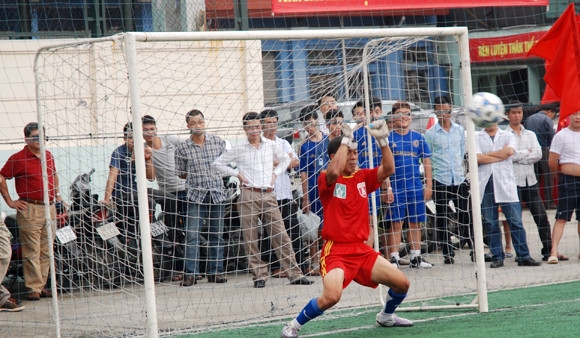Thắng nghẹt thở, đội bóng Hội Nhà báo TP Hà Nội vô địch ảnh 8