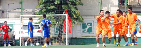 Thắng nghẹt thở, đội bóng Hội Nhà báo TP Hà Nội vô địch ảnh 4