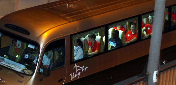 Dàn sao Arsenal âm thầm đổ bộ xuống Hà Nội ảnh 9 Dàn sao Arsenal âm thầm đổ bộ xuống Hà Nội ảnh 9