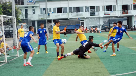 Đội bóng Hội Nhà báo TP Hà Nội thẳng tiến chung kết ảnh 2