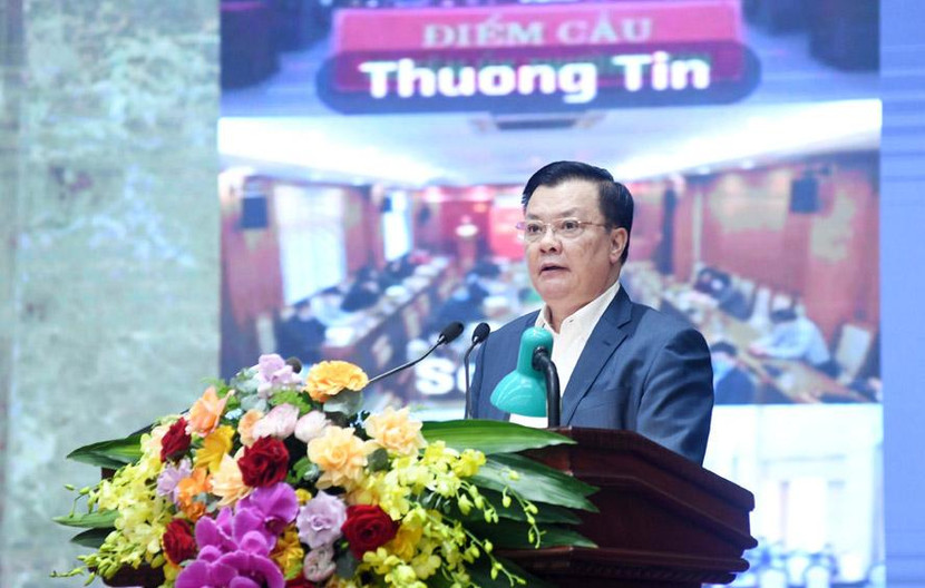 Bí thư Thành ủy Đinh Tiến Dũng phát biểu chỉ đạo tại hội nghị