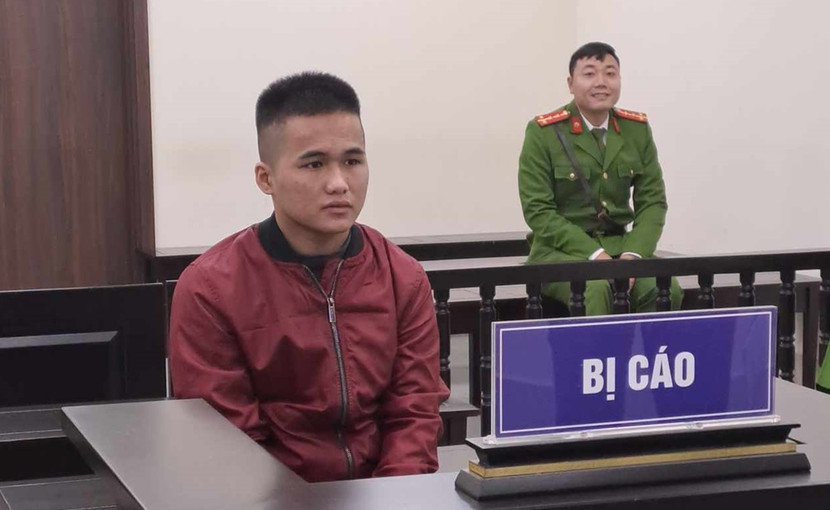 Bị cáo Mai Văn Hùng trong lúc Tòa nghị án.