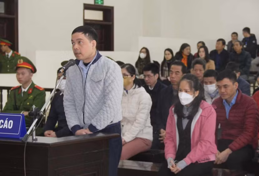 BỊ cáo Phạm Trung Kiên (cựu cán bộ Bộ Y tế) bị giữ nguyên án chung thân.