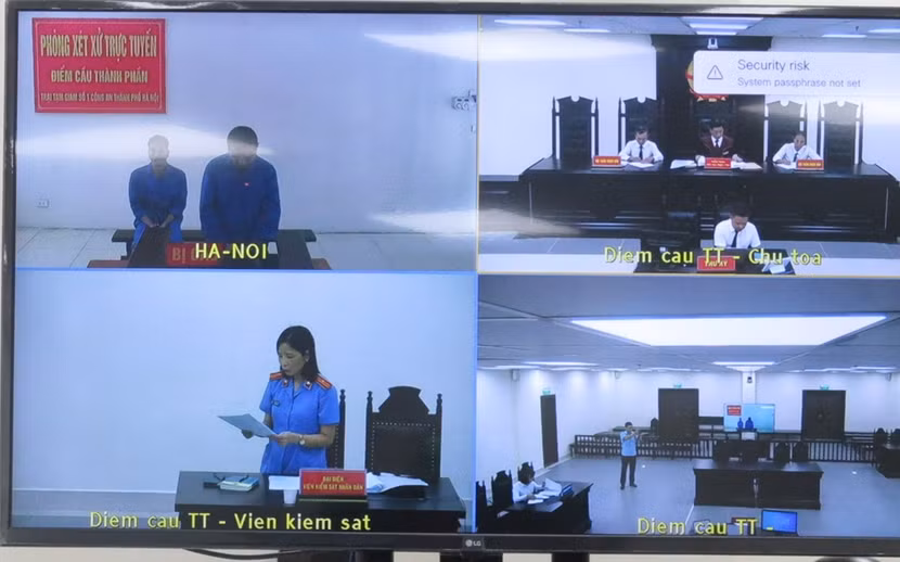 Phiên tòa được xét xử trực tuyến với điểm cầu trung tâm và điểm cầu thành phần.