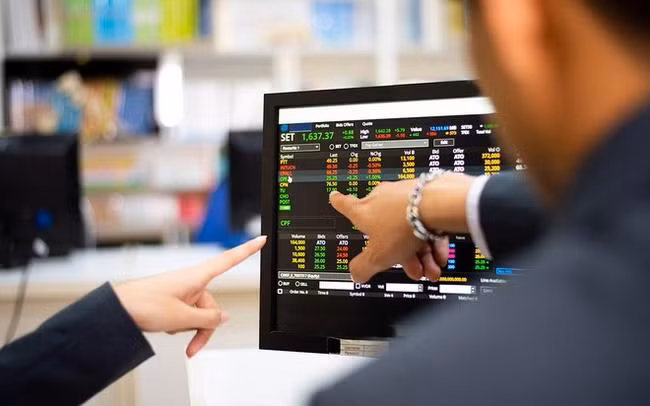 Cơ quan quản lý cần quyết tâm làm trong sạch thị trường chứng khoán để lấy lại niềm tin của nhà đầu tư Cơ quan quản lý cần quyết tâm làm trong sạch thị trường chứng khoán để lấy lại niềm tin của nhà đầu tư