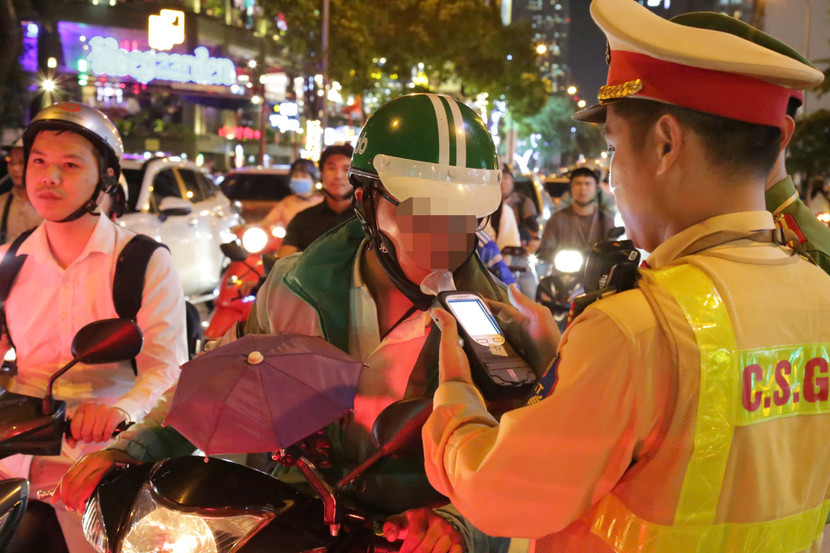 Việc kiểm tra nồng độ cồn cũng góp phần răn đe người điều khiển phương tiện trước mức xử phạt cao của lỗi vi phạm này