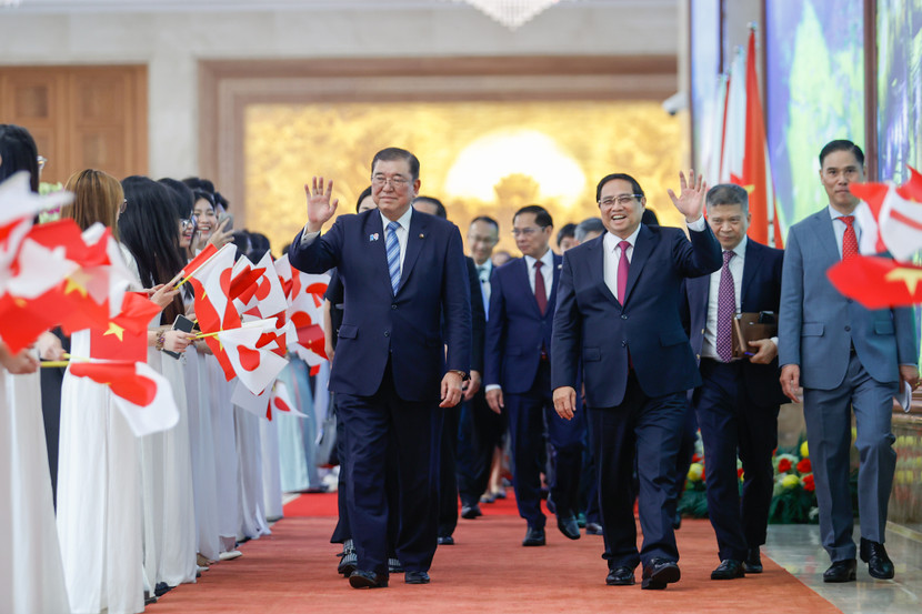 Thủ tướng Phạm Minh Chính và Thủ tướng Nhật Bản Ishiba Shigeru Thủ tướng Phạm Minh Chính và Thủ tướng Nhật Bản Ishiba Shigeru