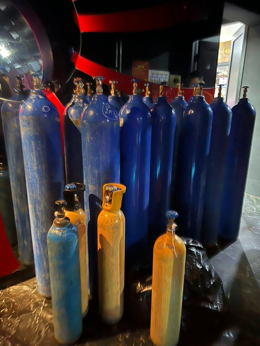 Công an quận Hoàn Kiếm khẳng định "quét" sạch "bóng cười" và ma túy ra khỏi địa bàn