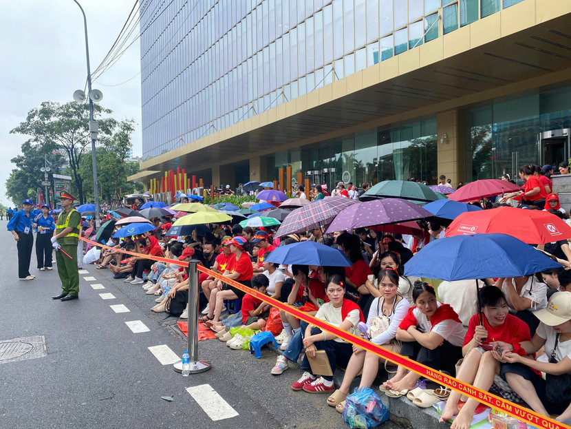 Tổ quốc ở đây, trong tim mỗi người Việt Nam yêu nước