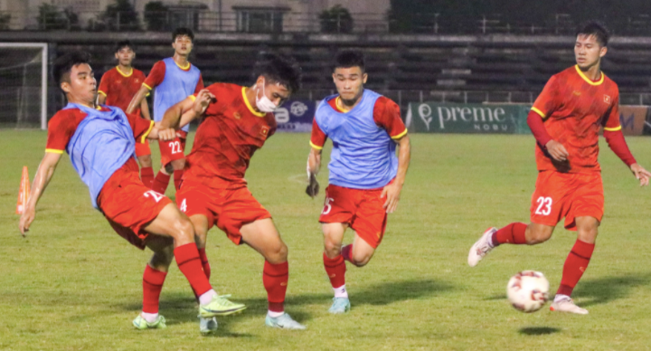 Một số cầu thủ...