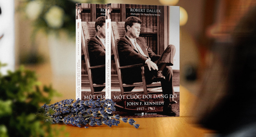Cuốn sách "Một cuộc đời dang dở: John.F.Kenedy" Cuốn sách "Một cuộc đời dang dở: John.F.Kenedy"