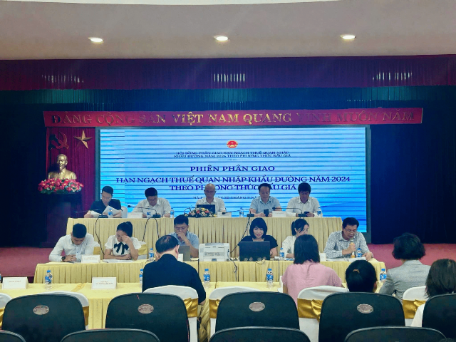 Phiên phân giao hạn ngạch thuế quan nhập khẩu đường năm 2024 theo phương thức đấu giá được tổ chức ngày 20/9/2024