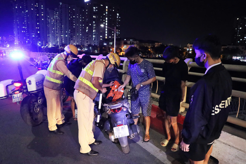 Lực lượng chức năng kiểm tra, xử lý thanh, thiếu niên điều khiển phương tiện gây rối trật tự công cộng Lực lượng chức năng kiểm tra, xử lý thanh, thiếu niên điều khiển phương tiện gây rối trật tự công cộng