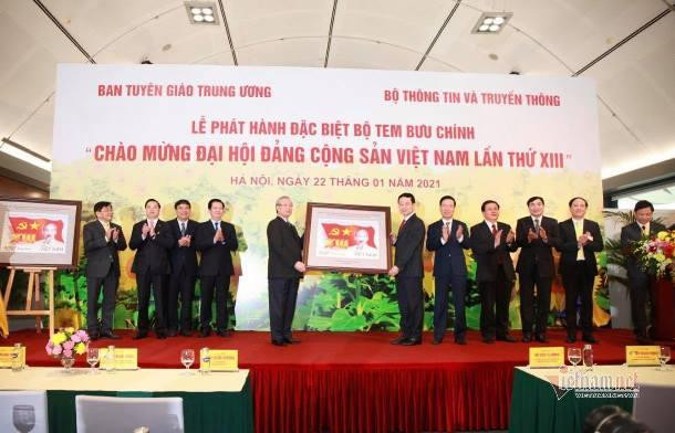 Mẫu tem chào mừng Đại hội XIII của Đảng thể hiện ý tưởng xuyên suốt của Đại hội